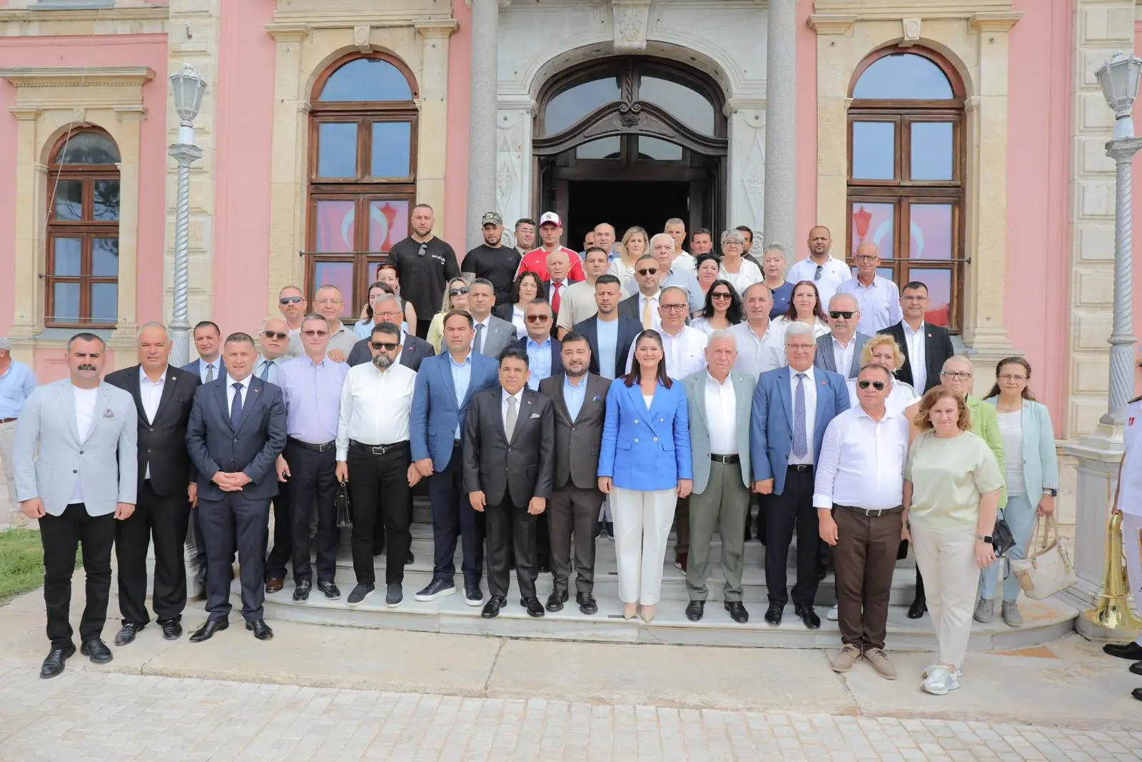665 YILLIK EFSANE: KIRKPINAR YAĞLI GÜREŞLERİ’İNDE AĞA KARŞILAMA TÖRENİ GERÇEKLEŞTİRİLDİ galeri görseli